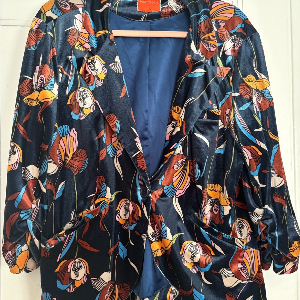 ModCloth Vintage-Style Velvet Blazer (XL)
